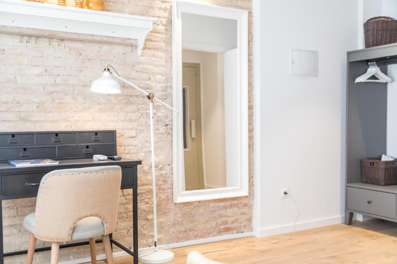 Maison Reina B&B Valencia Buitenkant foto