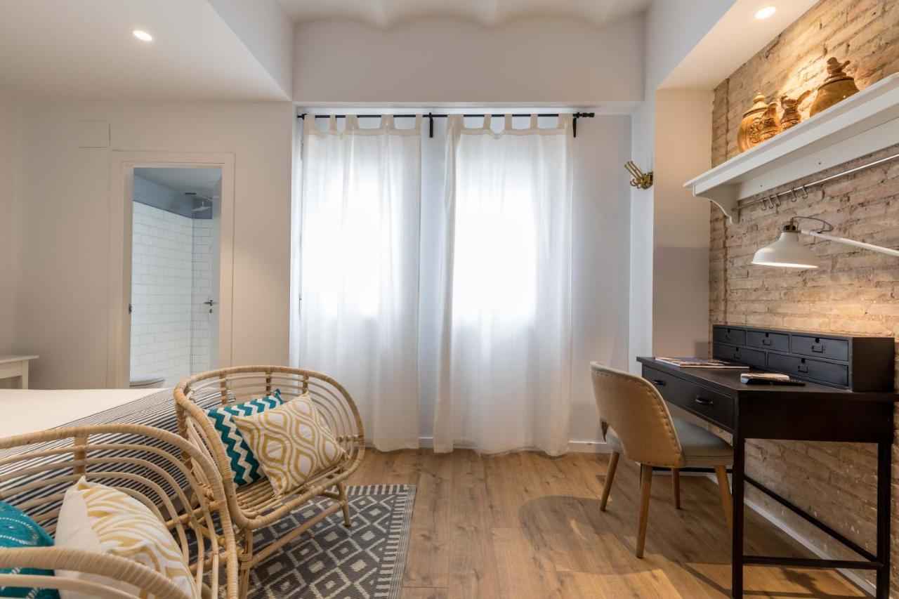 Maison Reina B&B Valencia Buitenkant foto